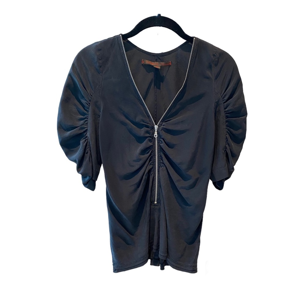 A Common Thread Black Zipper Blouse